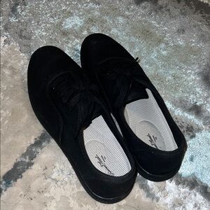 Universal Thread Black Women's Sneakers